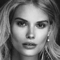 Alena Blohm Desnuda