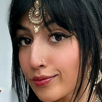 Aliyah Yasin Desnuda