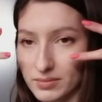 Aloona Larionova Desnuda