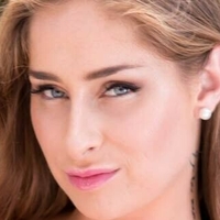 Ambar Lapiedra Desnuda