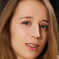 Amy Tiny Desnuda