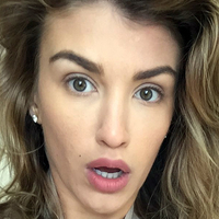 AmyWillerton Desnuda