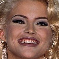 Anna Nicole Smith Desnuda