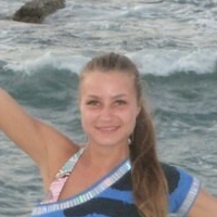 Anyutka Scherbakova-Uzhegova Desnuda