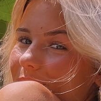 Ariana White Desnuda