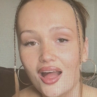 Bellissima Beatrice Desnuda