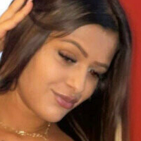 Berki Loretta Desnuda