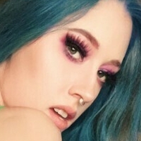 Blue Cromwyll Desnuda