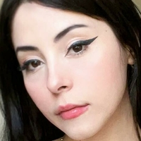 Caroline Favorino Desnuda