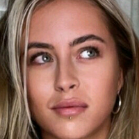Chantelle Warnock Desnuda