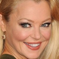 Charlotte Ross Desnuda