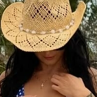 Eliana Jade Desnuda