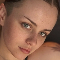 EmeryEXP Desnuda