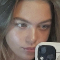 Emma Beardsley Desnuda