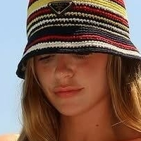 Ezgi Eyuboglu Desnuda