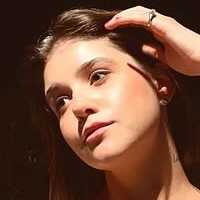 Flavia Di Castro Desnuda