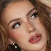 Hannah Marleen Desnuda