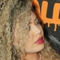 Indelly.melo Desnuda