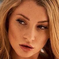 Isabella Strangmueller Desnuda