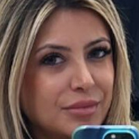 Jasveen Sangha Desnuda