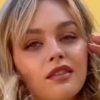 Julia Rilynn Greenhalgh Desnuda