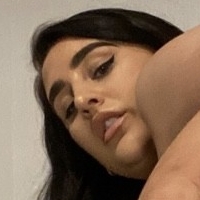 Katie Buts Desnuda