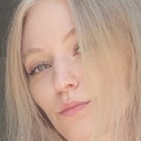 Katrine Desnuda