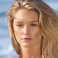 Kayla Lewis Desnuda