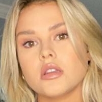 Kinsey Wolanski Desnuda