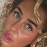 Laila Tucker Desnuda