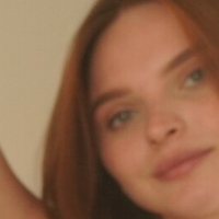 Lila Thrills Desnuda