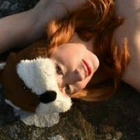 Loveday Desnuda