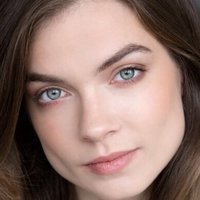 MacKenzie Boyd-Garrison Desnuda