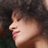 May Tiyn Desnuda