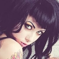MeGaN MaSsACrE Desnuda
