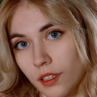 Mia Muse Desnuda