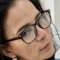 Nanda Desnuda
