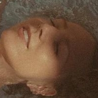 Niki Anson Desnuda