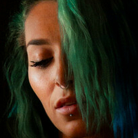 Nixon Newell Desnuda