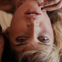 Paula Rowe Desnuda