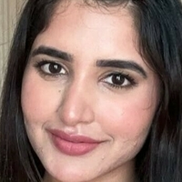 Rachel Sharma Desnuda