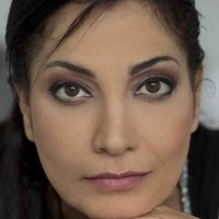 Shiva Gholamianzadeh Desnuda