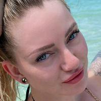 Sinead Bales Desnuda