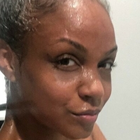 Sinnamon Love Desnuda