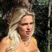 Stelliemay Desnuda