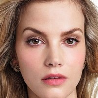 Sylvia Hoeks Desnuda
