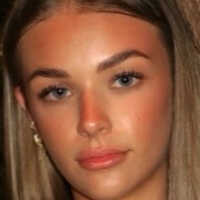 Tallulah Metcalfe Desnuda