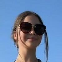 Ustina Abramova Desnuda