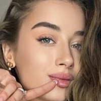 xlucyliux Desnuda